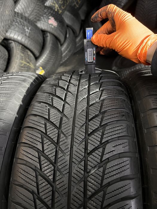 4 anvelope iarna 225/55/17 , Bridgestone , RunFlat , DOT 2022