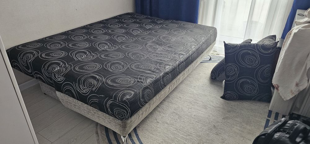 Продам диван (тахта)