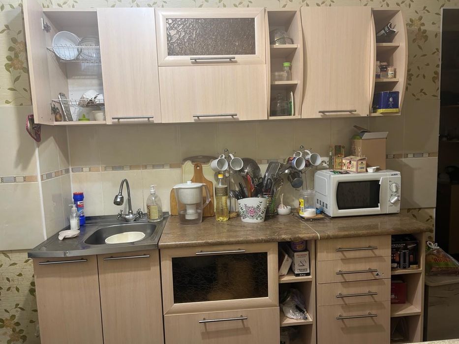 Продается кухонный гарнитур
