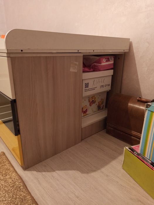 Пеленальный столик с комодом