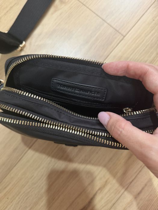 Продам сумку Tommy Hilfiger оригинал