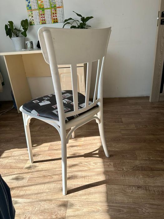 Стул белый сидушка эко кожа