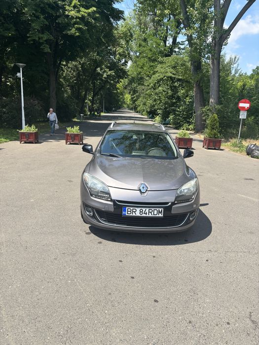 Vând Renault Megane III