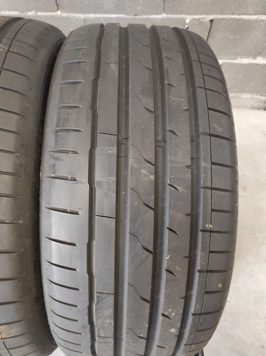 255/45/19 Hankook