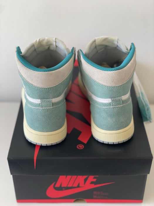 Jordan 1 Retro Turbo Green Air White Hyper Royal Grey