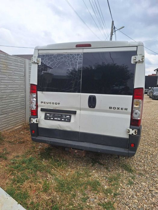 Ușa peugeot boxe
