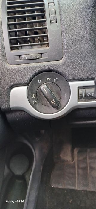 Шкода Октавия...