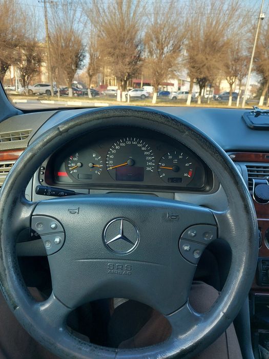 Mercedes-Benz e220 w210 2.2 турбо