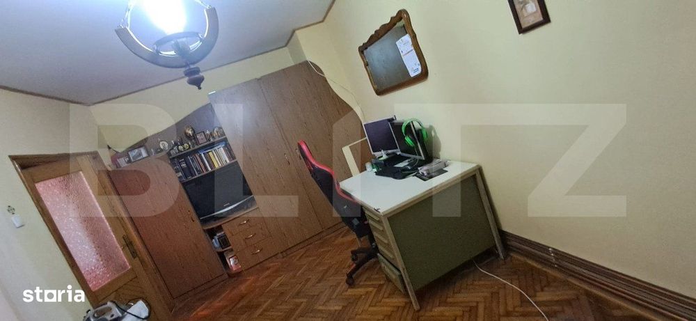 Casa de vanzare, cu 6 camere, 200 mp, zona centrala-Dej