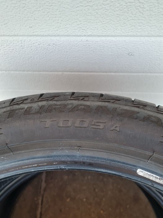 Летни гуми 2 броя BRIDGESTONE Turanza T005A 225 45 R19 дот 3518