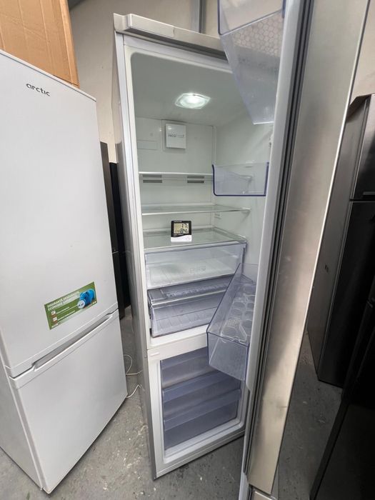 Combina frigorifica Beko , no Frost