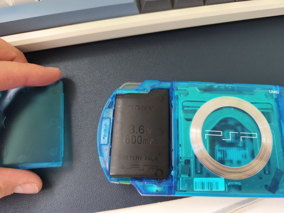 Psp 1000 модель полный комплект