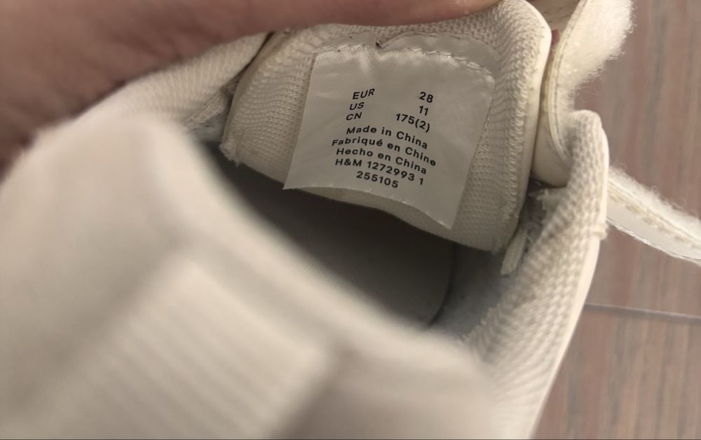 Adidasi H&M, marimea 28