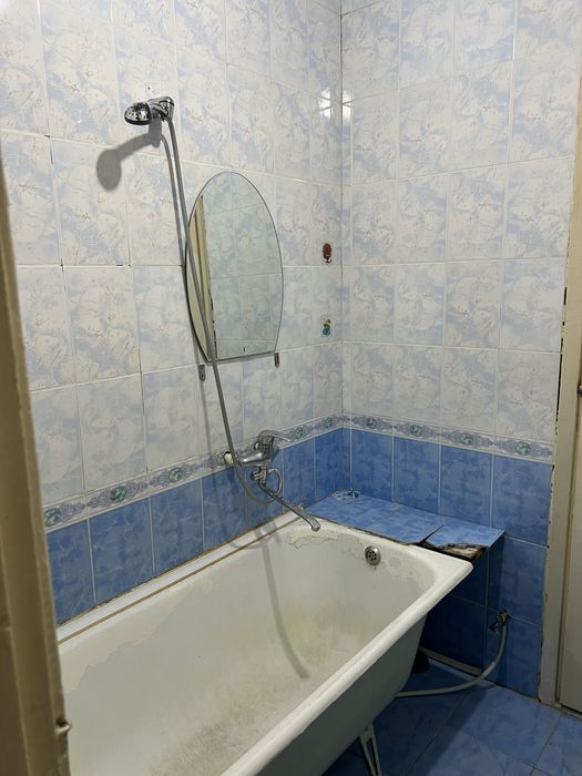 2 xonalik ( 3 xona qilingan) uy oilalilarga ijaraga beriladi