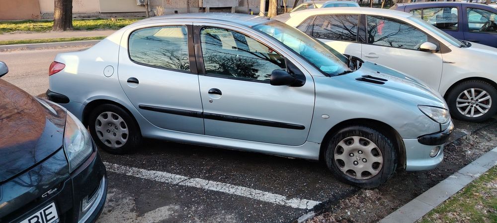 Peugeot 206 sedan