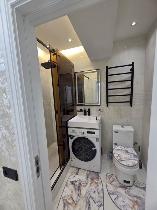 ( К45 ) Продаётся 2ух комнатная квартира после ремонта/ ЦУМ