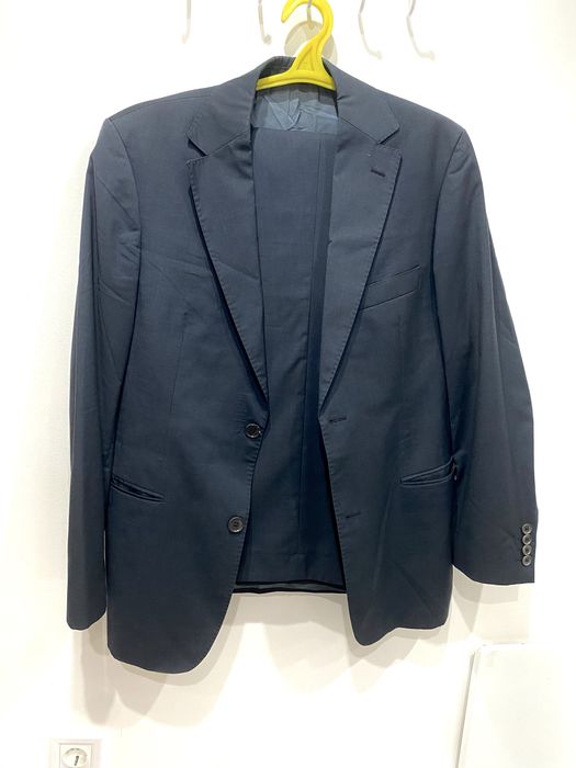 Костюми от Hugo Boss Zara ,Maniac и Angelo rotrico