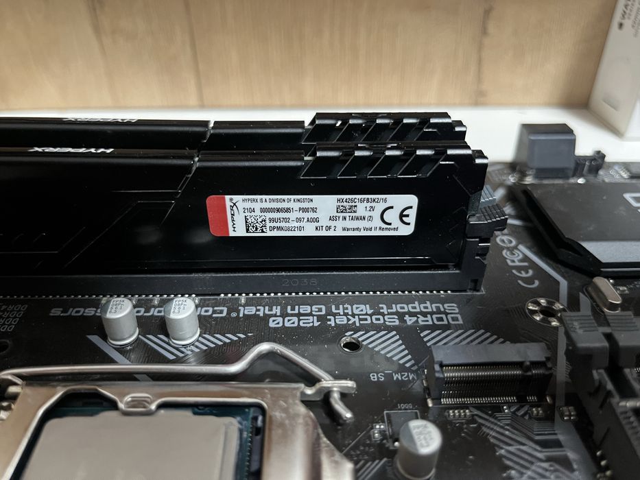 Core i7 10700F, ОЗУ и мат плата