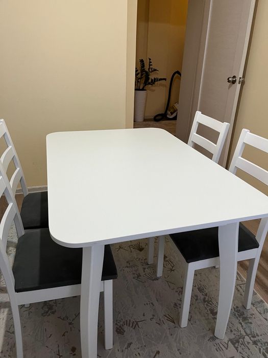 Продам российский стол