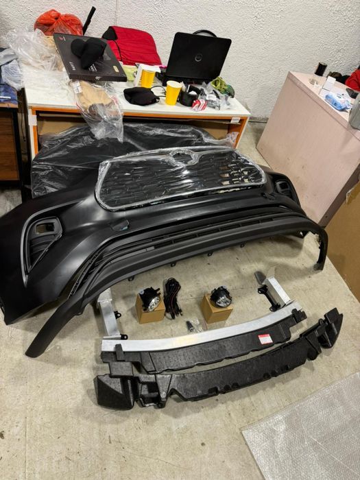 Highlander 2019 бампер , решетка , туманки.