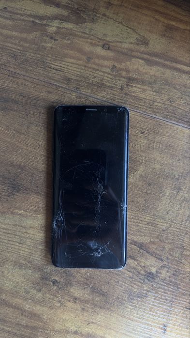 Samsung S9 Plus - pentru piese - spart