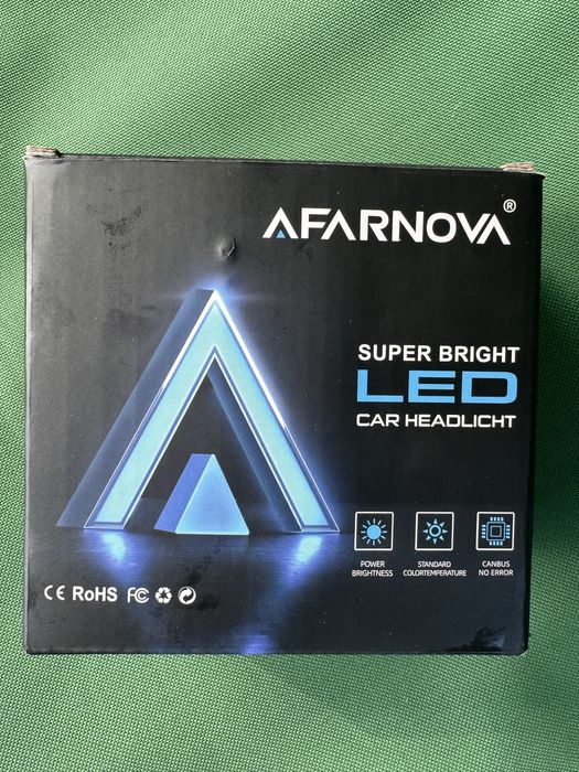 LED мини прожектор крушки H4