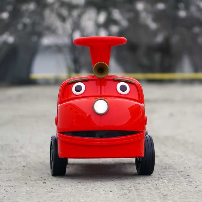 Trenulet electric pentru 2 copii CHUGGINGTON, 2x45W 12V, #RED