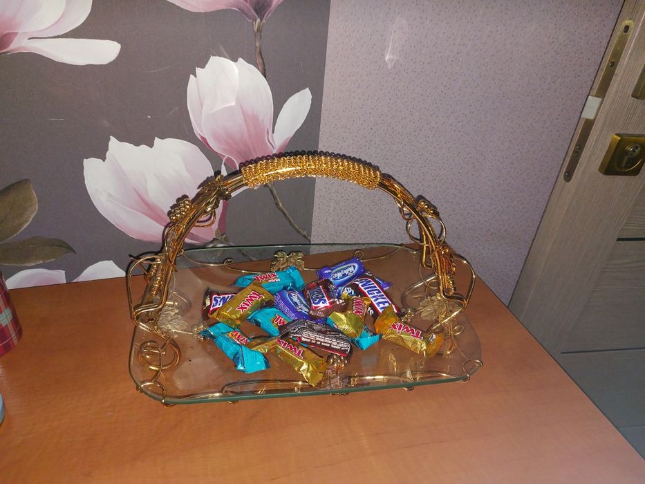 Продам менажницы