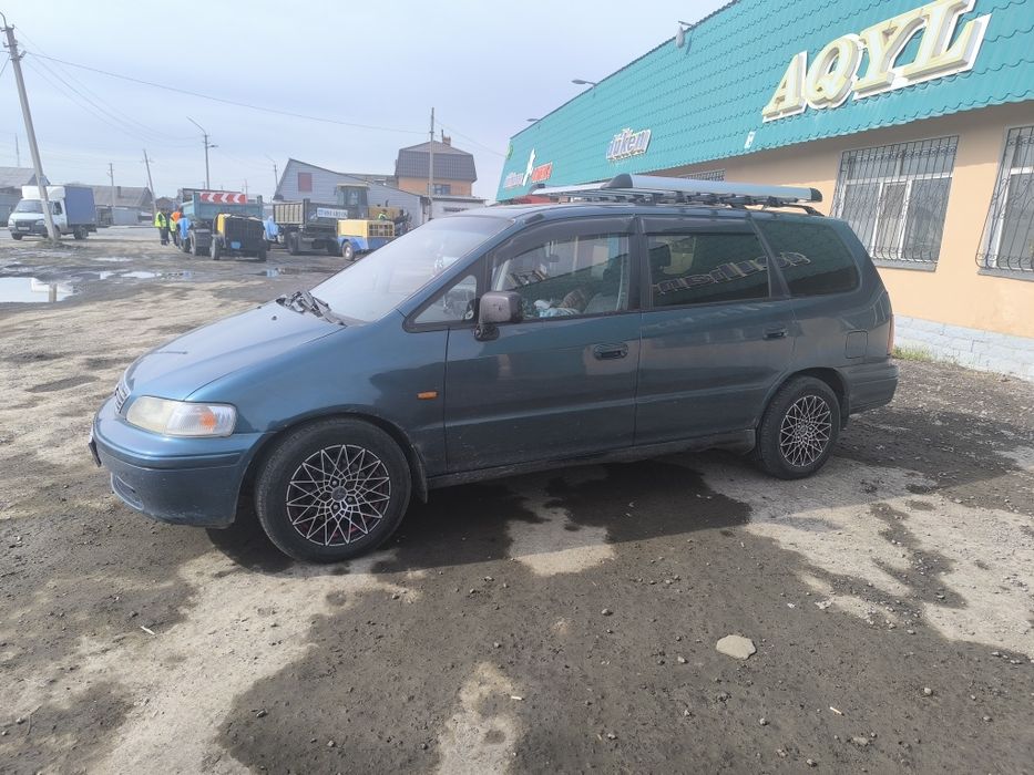 Хонда шатл сатылады срочно