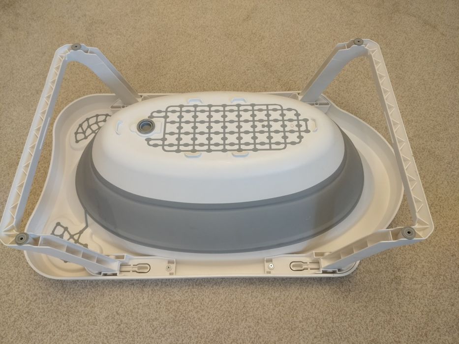 Cadă pliabilă din plastic