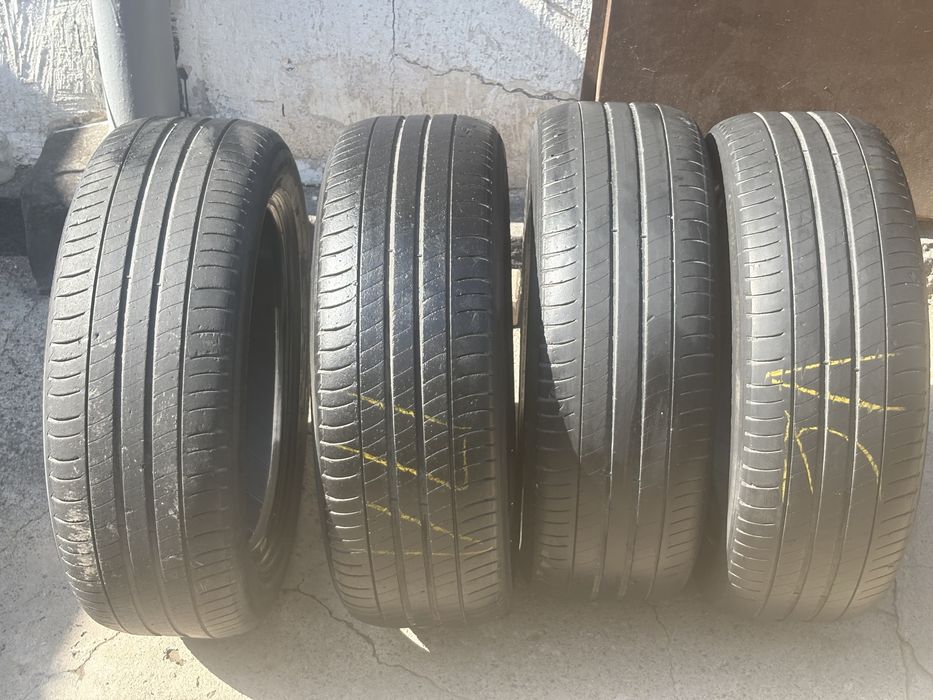Продам летние шины Michelin 215/55/R18