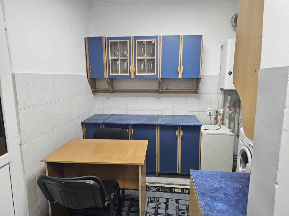 Сдам комнату с кухней долгосрочно