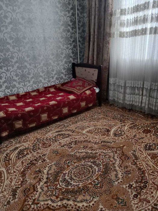 Сдается 3 комнатная квартира в ЦЕНТРЕ ор-р улица Алишера Навои! СРОЧНО