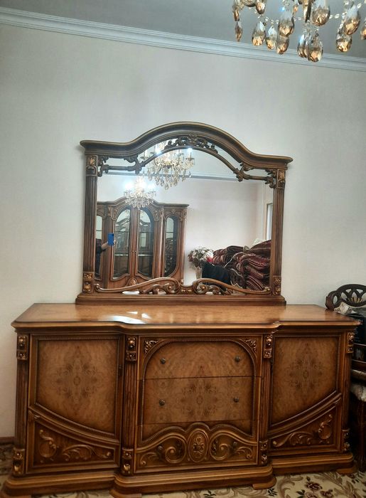 Srochno sotiladi..Mebel xitoy spalniy+zal