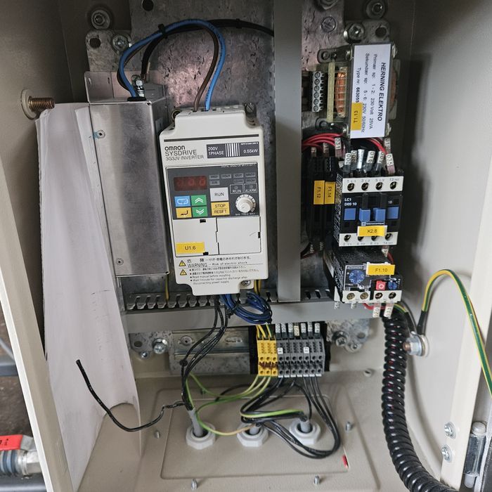 четков шлайф с вакуумна маса,