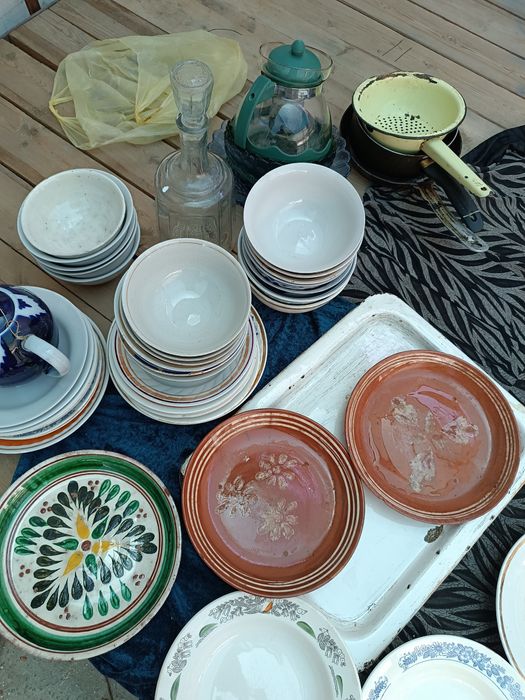 Идиш  чойнак сковорода друшлаг салатница посуда чайник противень лист