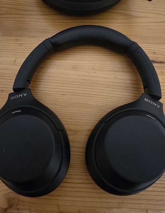 Слушалки Sony WH-1000XM4
