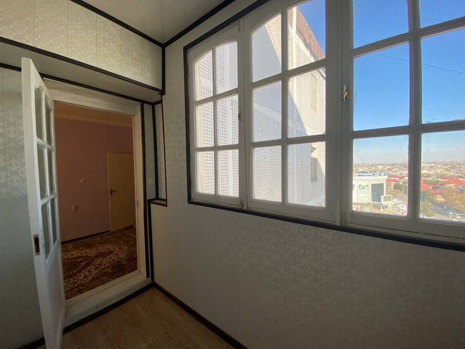 Срочно! Юнусабад-14, ТЦ Кристал, Эвос «63-дом», 2/8/9, 59м2, чистая