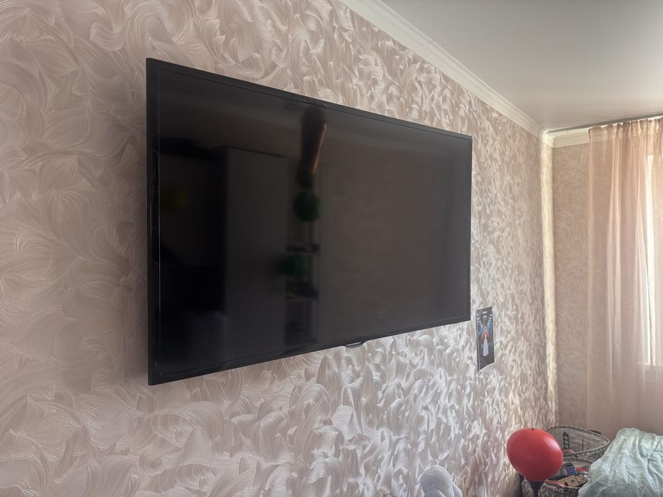 Смарт телевизор самсунг 109см