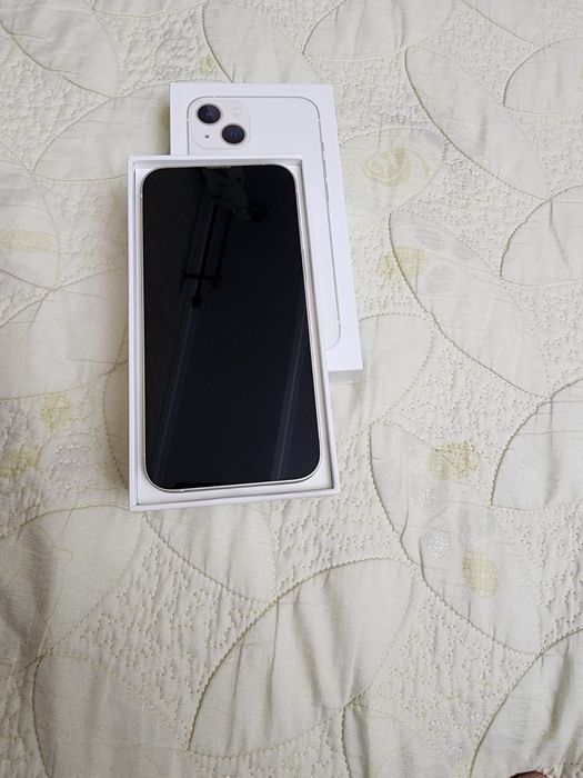 Продам айфон 13 идеаллл