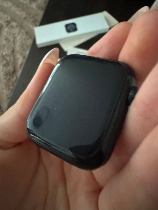 Продам apple watch
