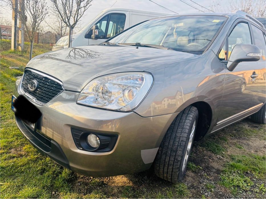 KIA Carens 2012 — imagine 3