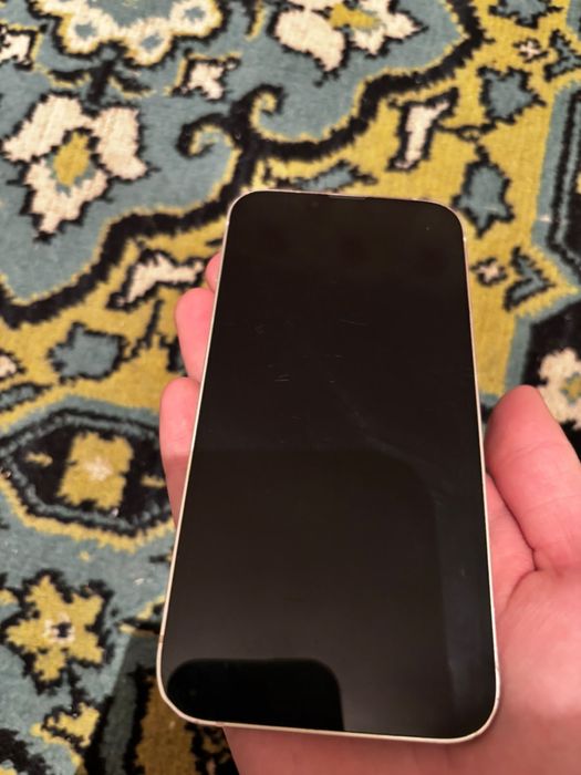 бомбовый iphone 13