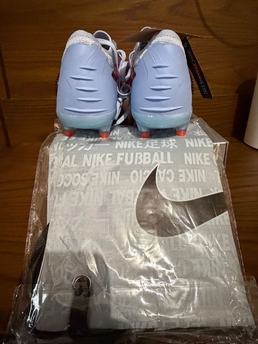 Футболни  обувки