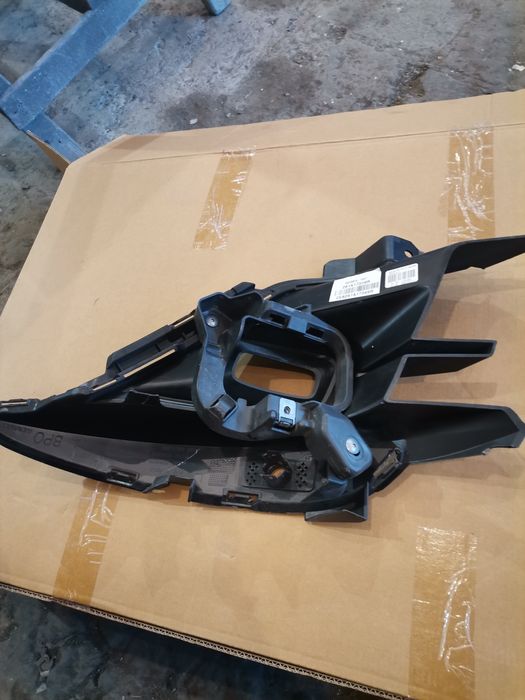 Решетка за халоген за Renault Clio V 261A17399R