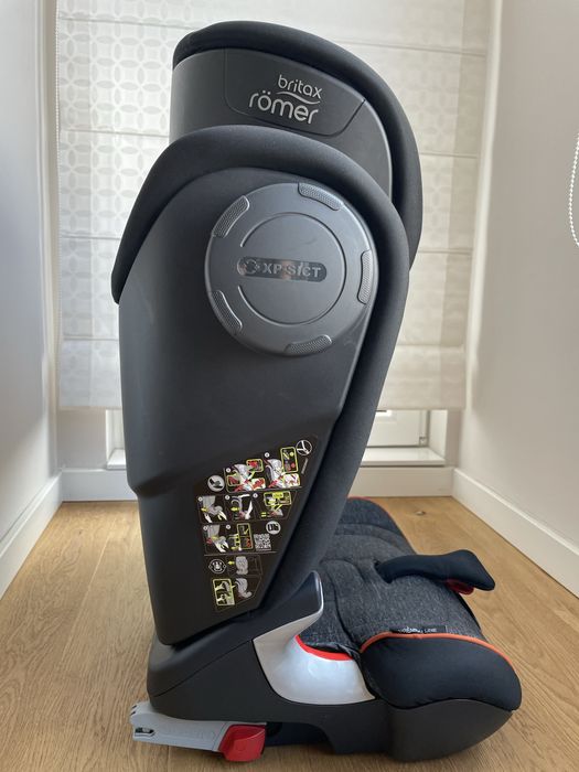 Детскo столче за кола Britax Romer Kidfix II XP SICT