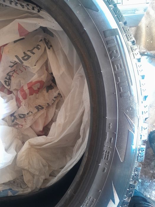 Продам шины зимние