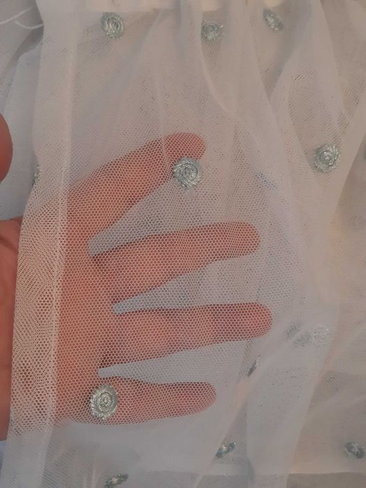 Продам тюль и шторы велюровые