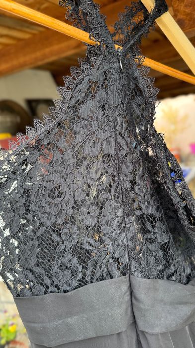 Официална черна рокля