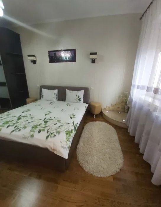 Сарыарка 11-Кенесары,  2ч 2000